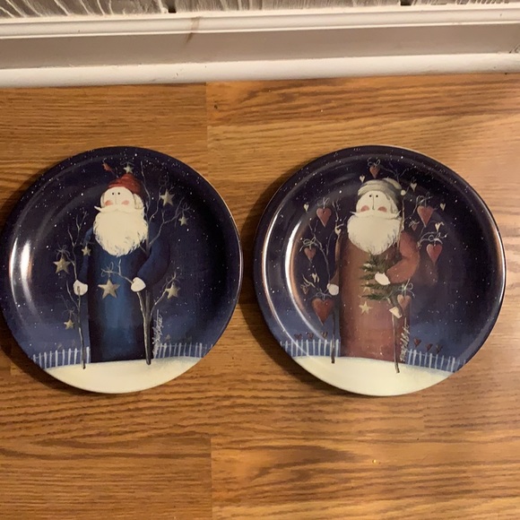 Mary Beth Baxter Winter Plates 2 Different  Plates. NWT - Picture 1 of 5